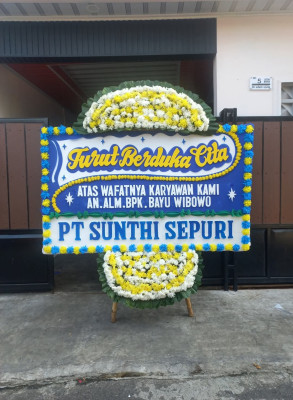 Papan Bunga Duka di Dolok Pardamean